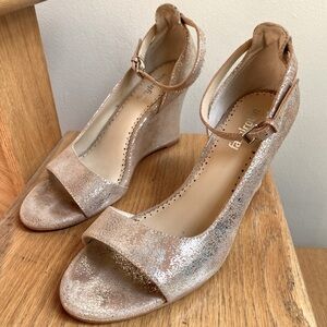 Farylrobin Gold Wedge Heels